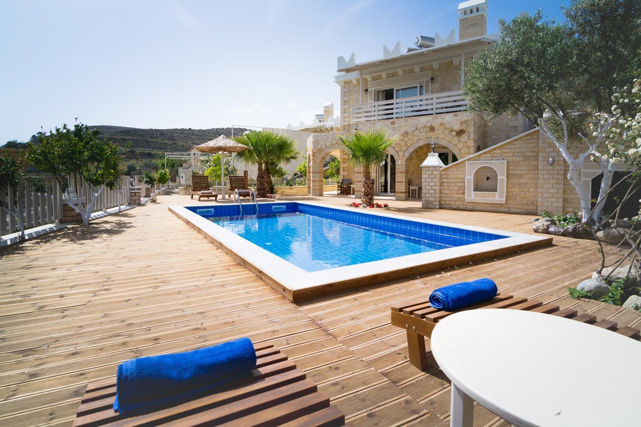 Aristidis Country Villa-Anesis Kamilari Exterior foto