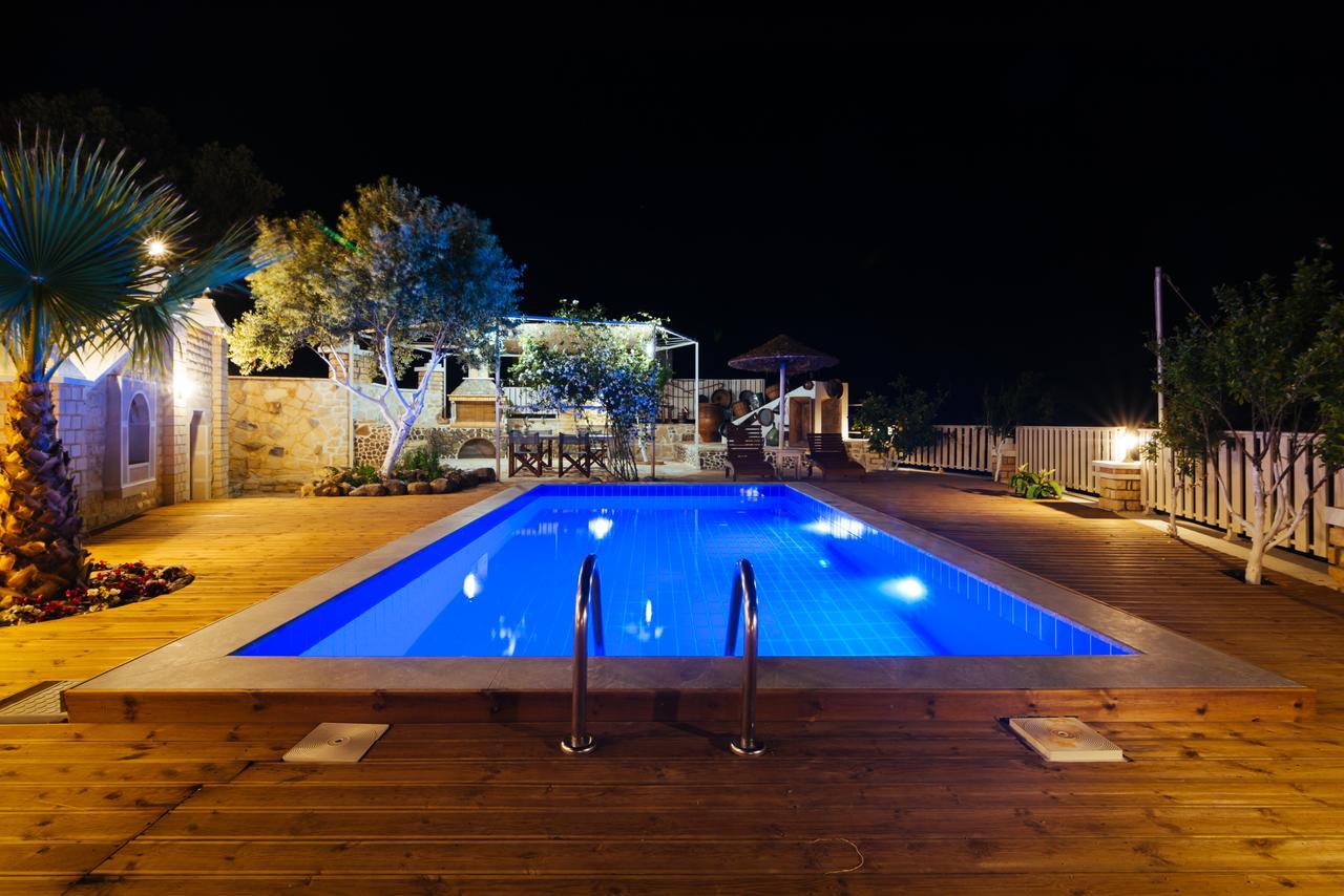 Aristidis Country Villa-Anesis Kamilari Exterior foto